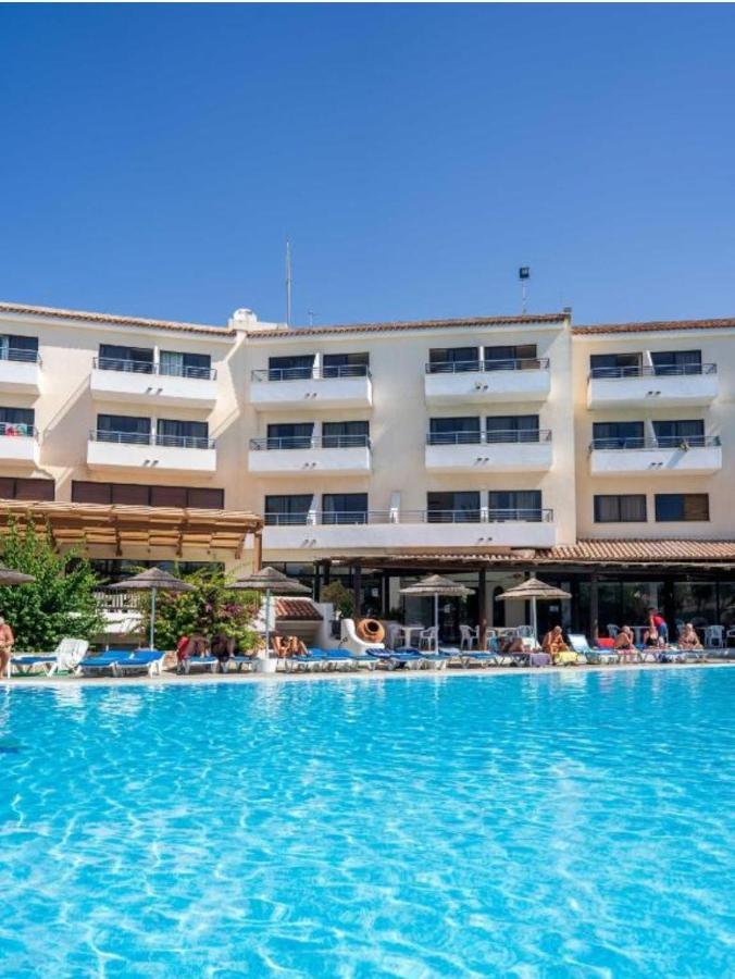 Nice Holiday Apartment Paphos Buitenkant foto