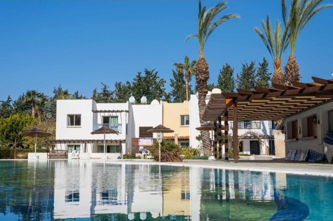 Nice Holiday Apartment Paphos Buitenkant foto