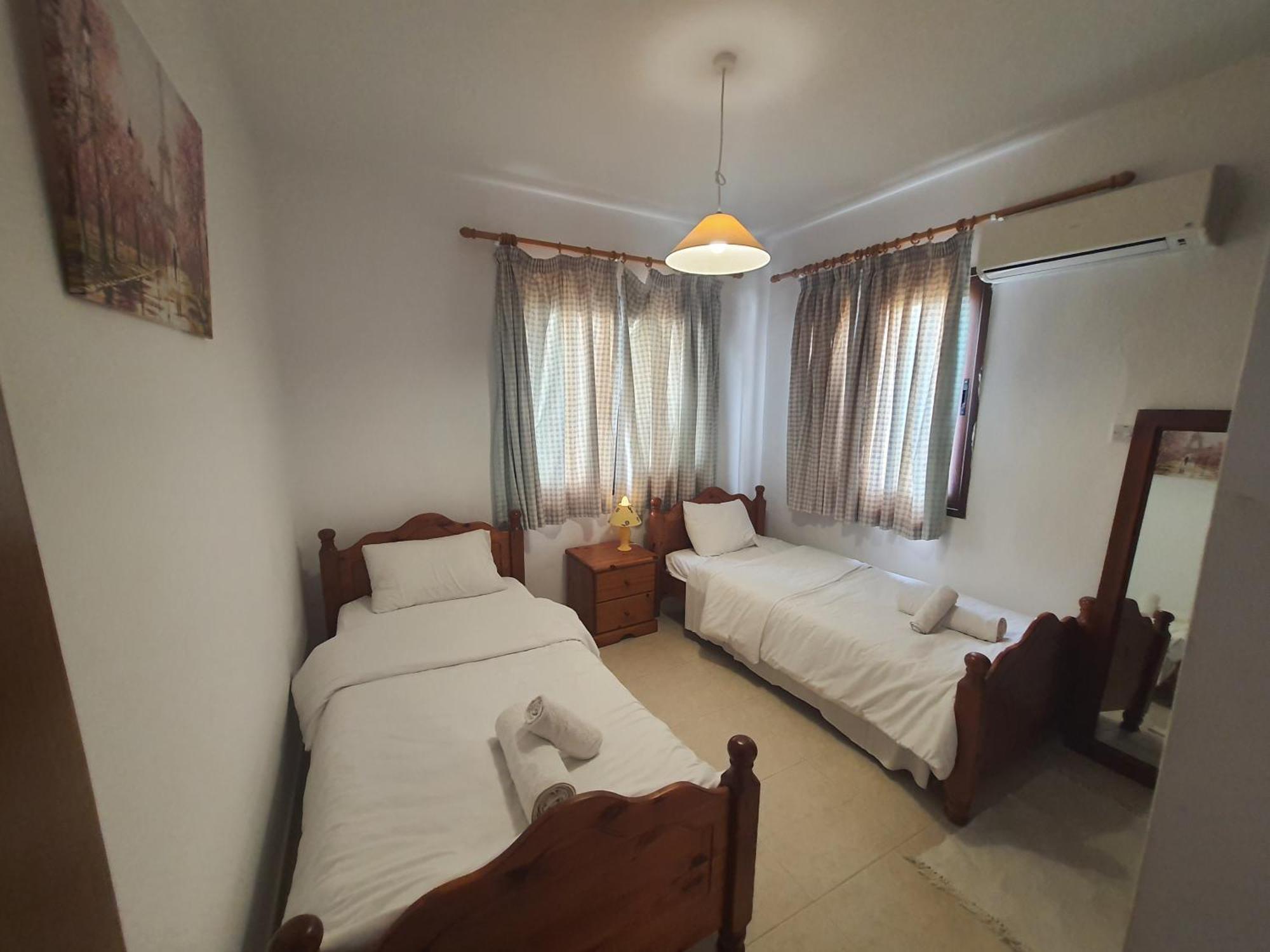 Nice Holiday Apartment Paphos Buitenkant foto
